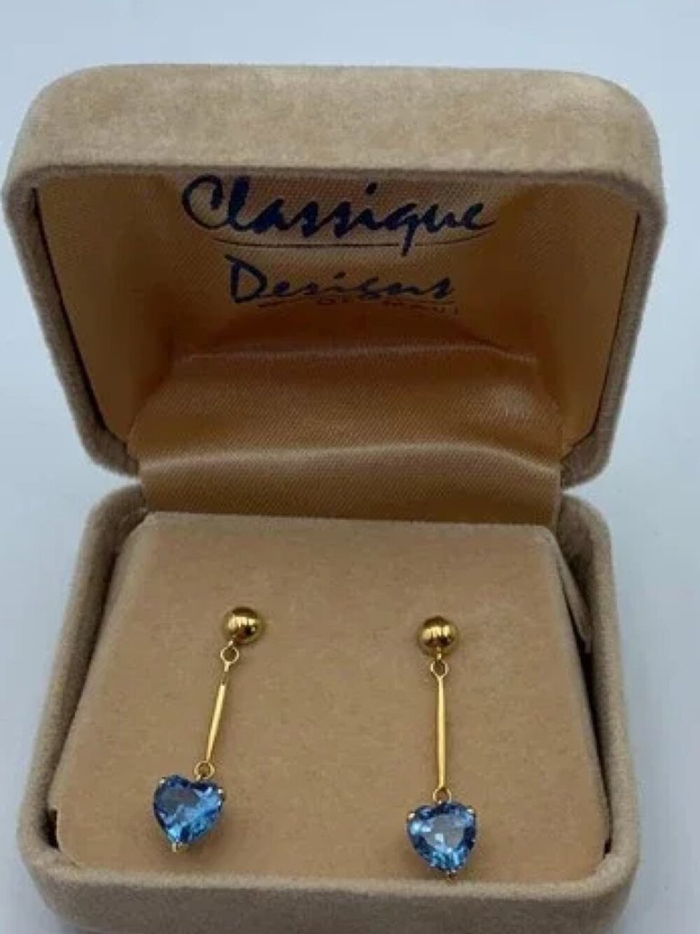 14k gorgeous gold blue topaz dangle heart earrings